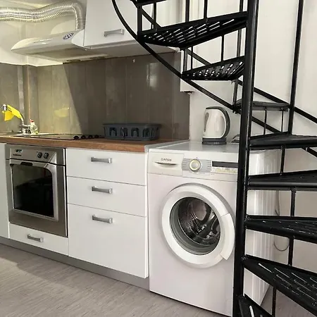 Tetrapoleos Loft Location *
